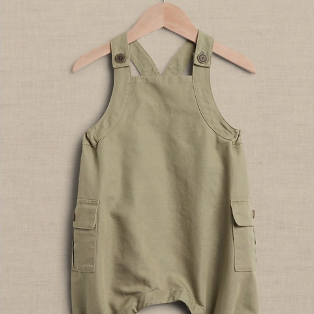 EUC Banana Republic green baby bubble romper 3-6 months